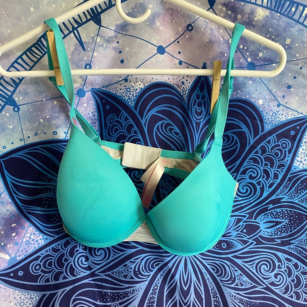 Victoria secret bra